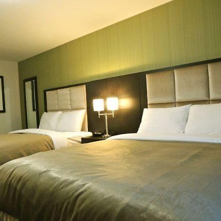 Western Star Inn And Suites Carlyle Zewnętrze zdjęcie